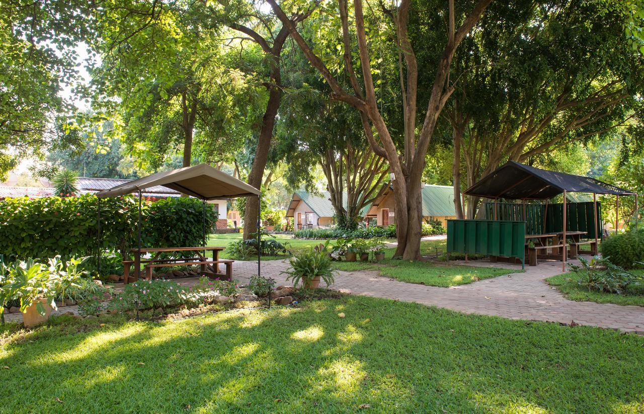 Chisamba Fringilla Lodge מראה חיצוני תמונה